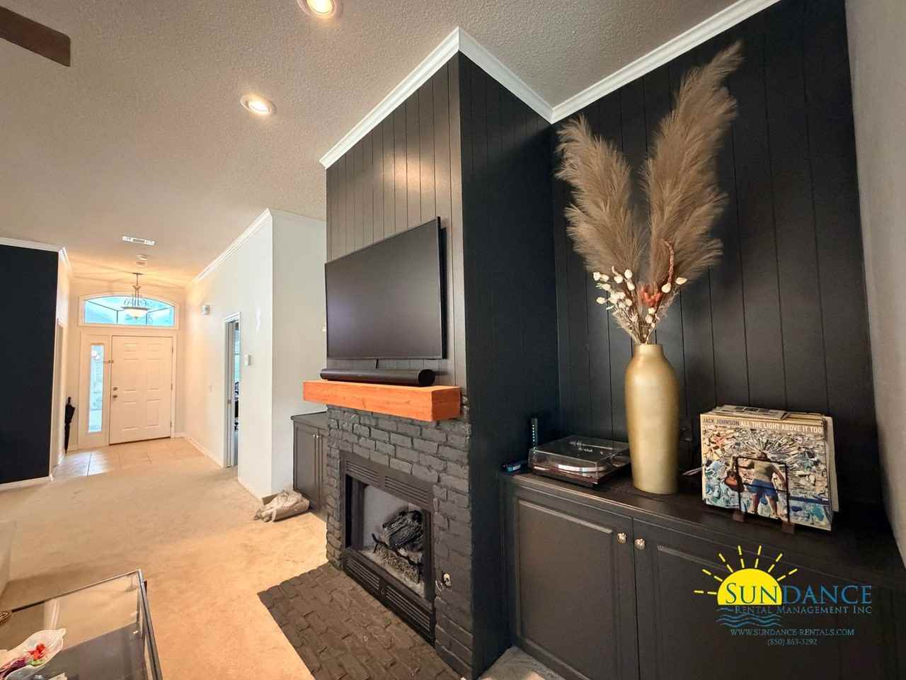 4099 Oak Pointe Dr - Photo 4 of 36