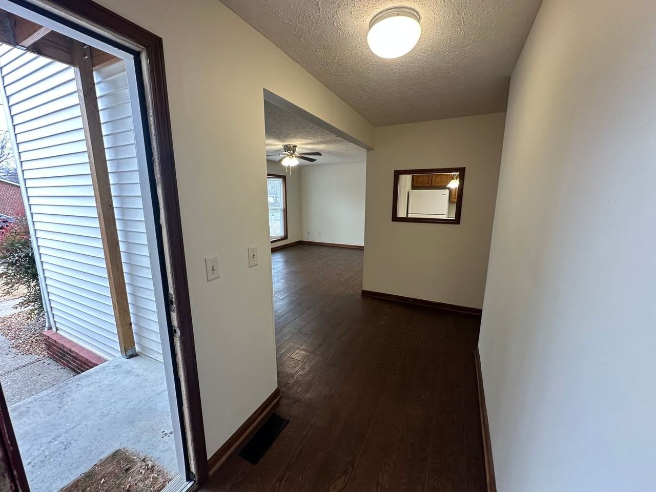 1904 Sherri Ln - Photo 3 of 13