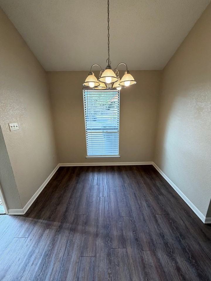 306 Tamara Dr - Photo 6 of 19