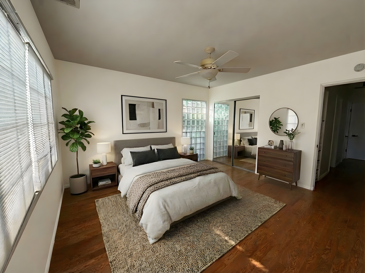 11559 Blix St - Photo 4 of 16