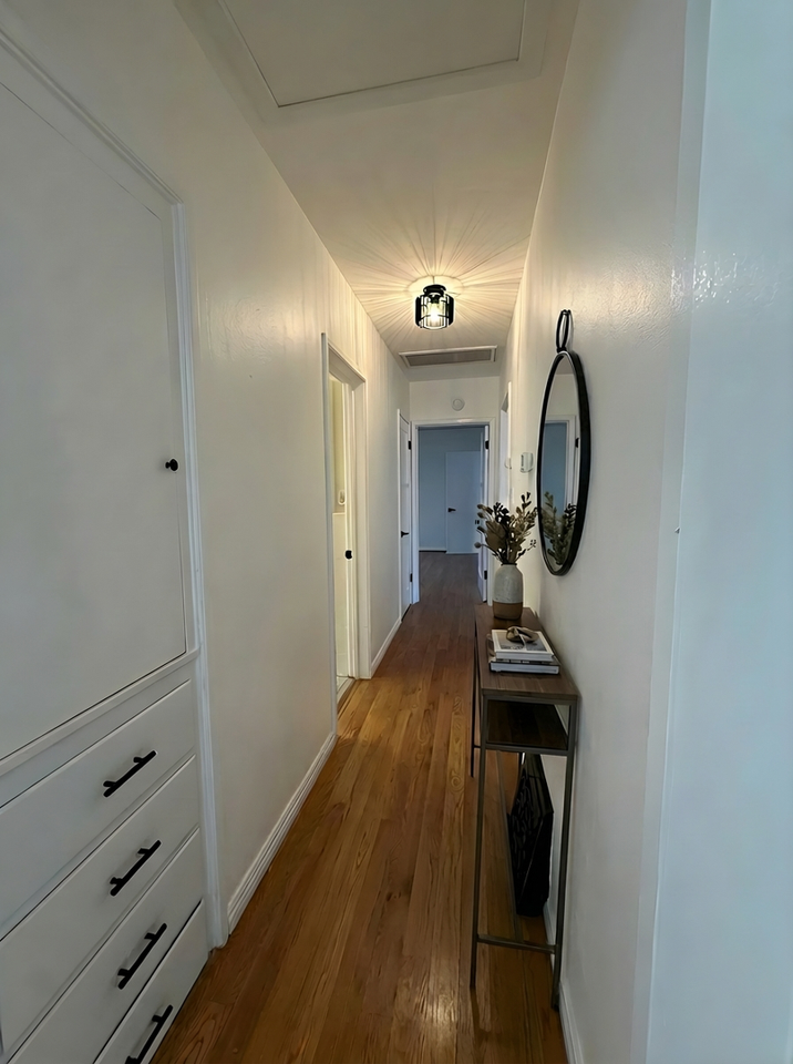 11559 Blix St - Photo 5 of 16