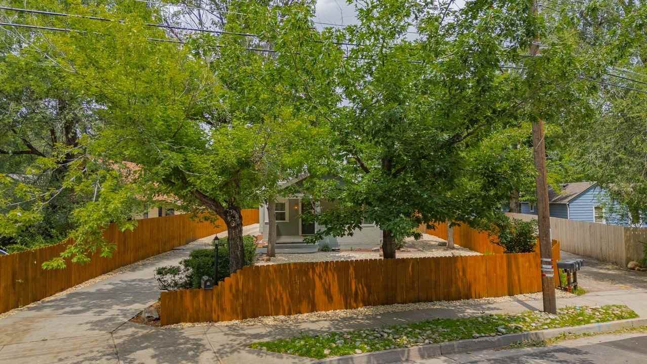 200 W Cheyenne Rd #A - Photo 2 of 24