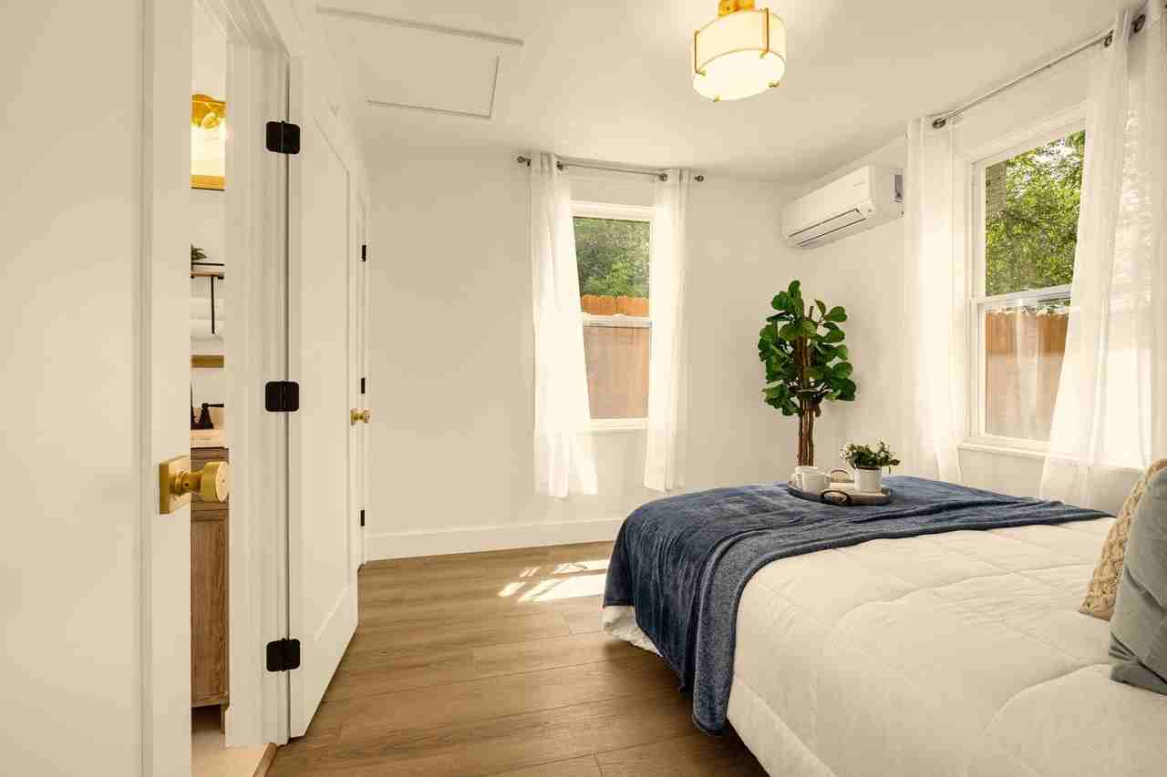 200 W Cheyenne Rd #B - Photo 7 of 9