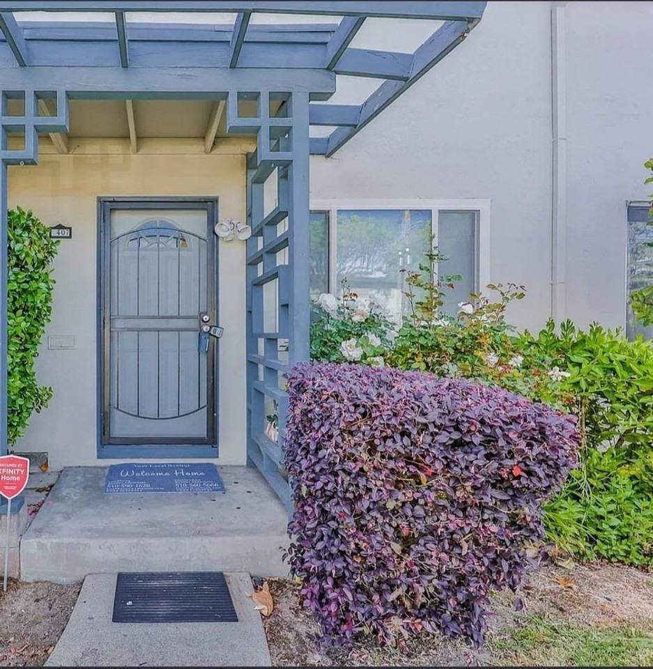 407 Craven Ct - Photo 2 of 20