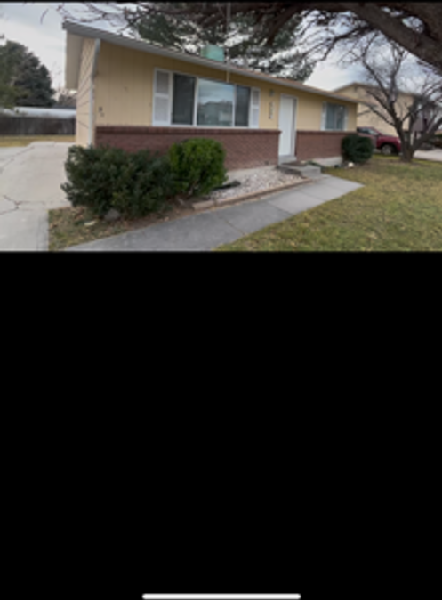 4071 W Sun Dr - Photo 2 of 14