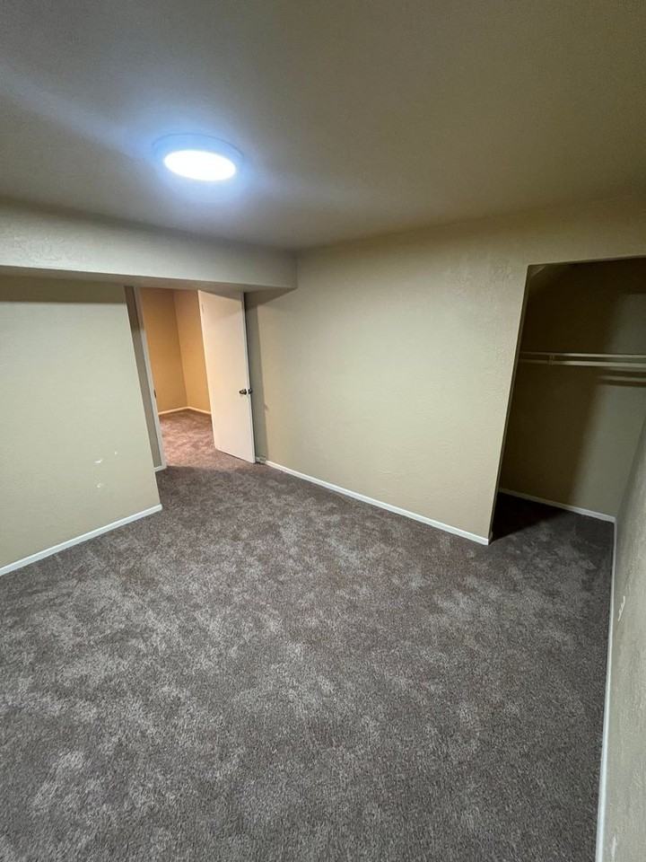 4071 W Sun Dr - Photo 7 of 14