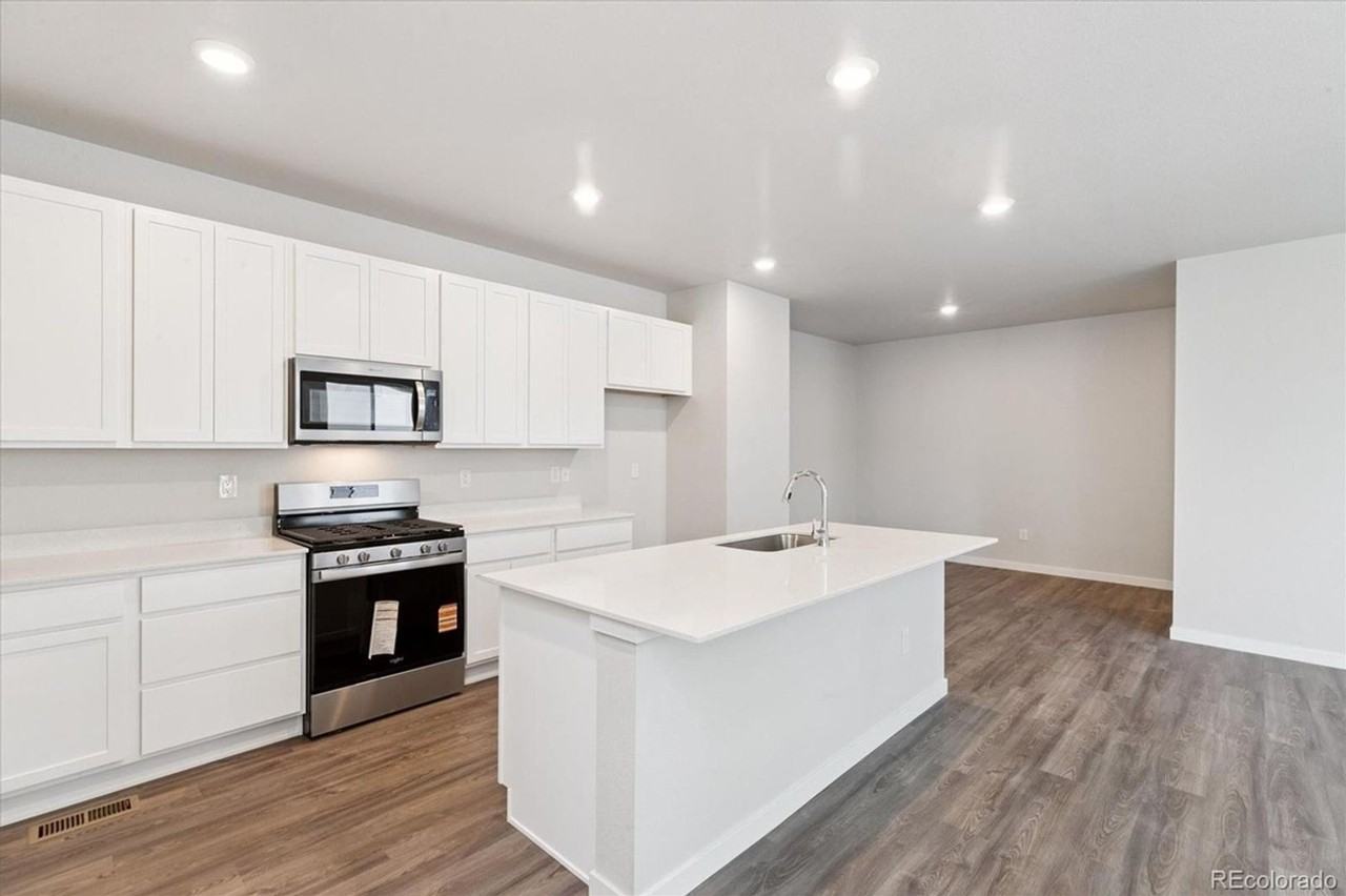 13829 Deertrack Ln - Photo 4 of 22