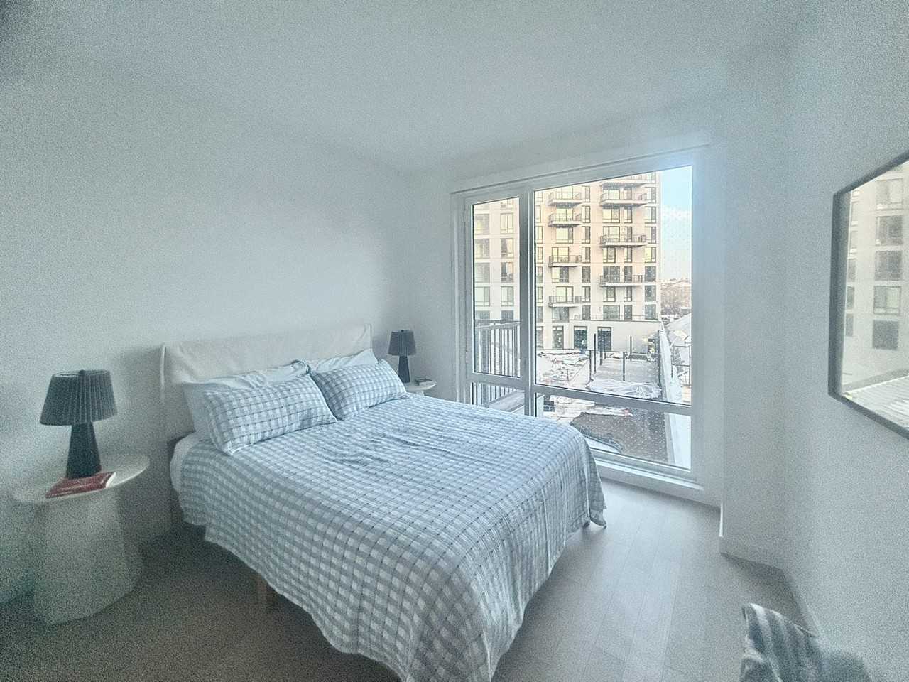 975 Nostrand Ave - Photo 6 of 9