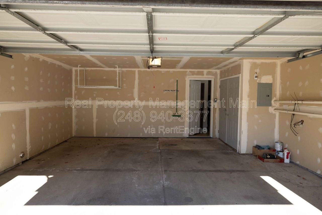 264 E Palmer St - Photo 4 of 28