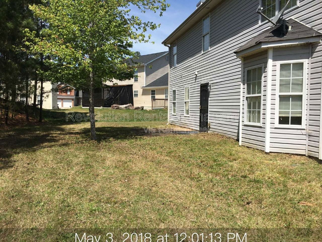 2489 Tolliver Dr - Photo 3 of 16