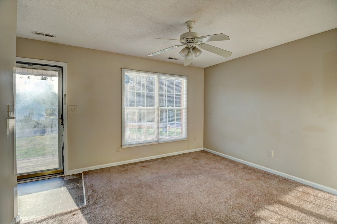 301 Pine Ave #A - Photo 7 of 13