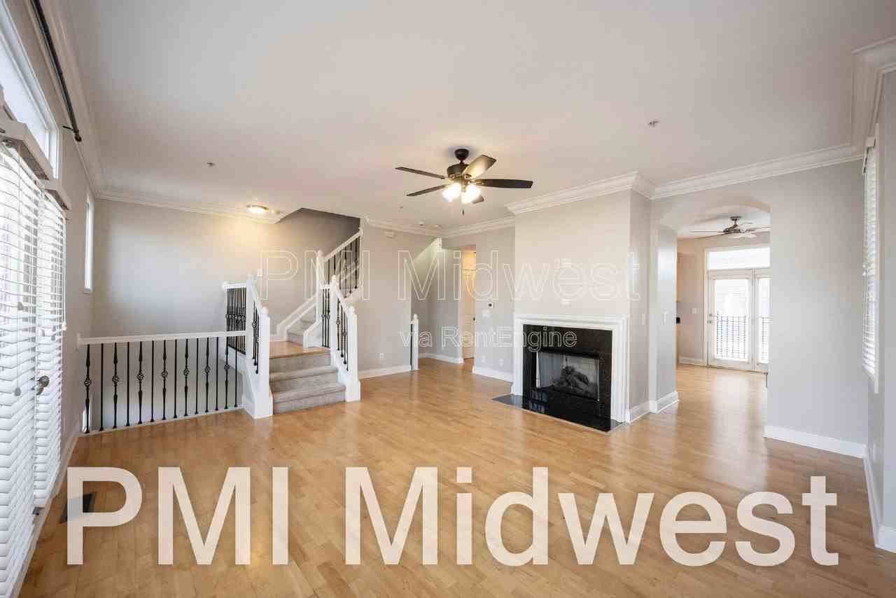 515 E New York St - Photo 5 of 23