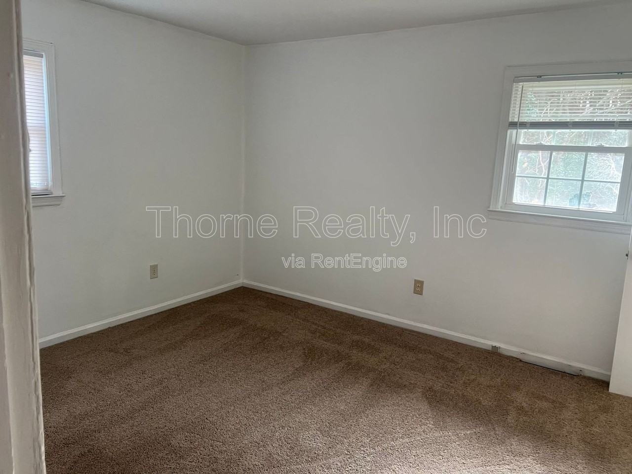 1121 Brownview Dr - Photo 5 of 8