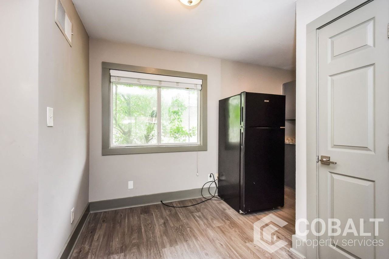 1984 Wellbourne Dr Ne #7 - Photo 3 of 19