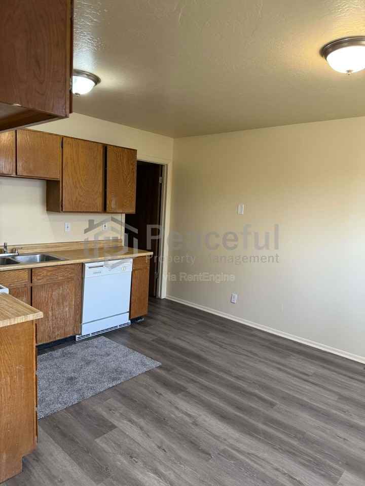 4693 S Arlington Park Dr #2 - Photo 4 of 29