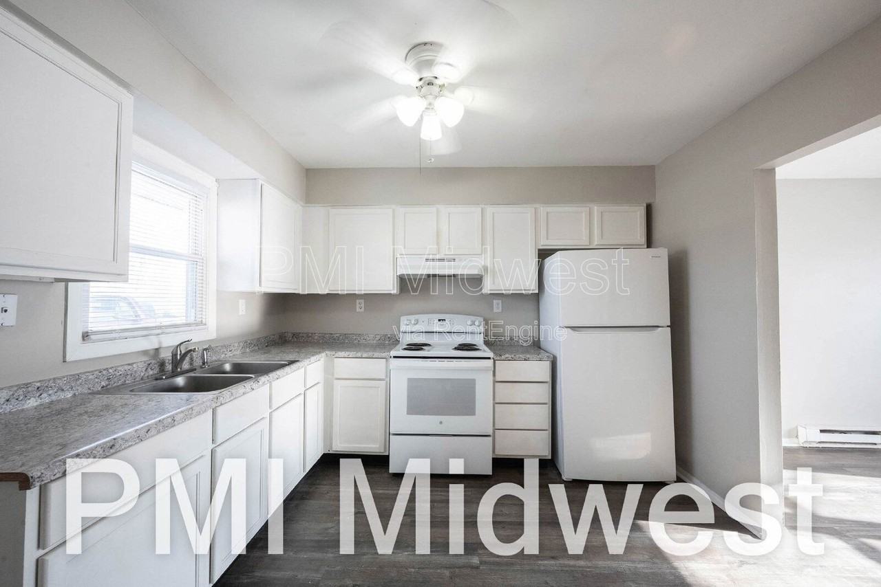 4881 W 300 S #18 - Photo 6 of 15