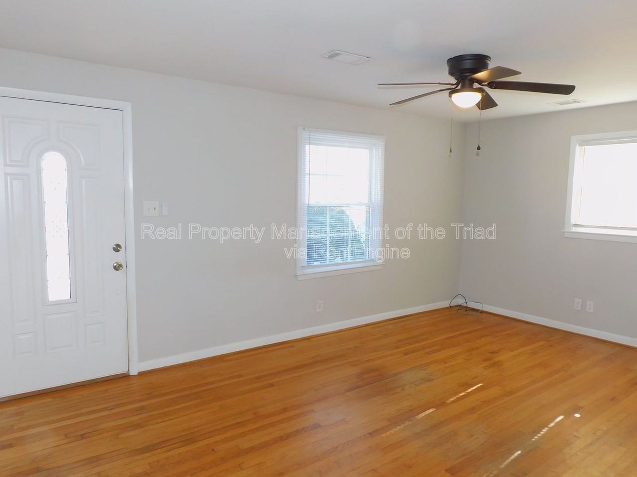 1905 Palm St - Photo 2 of 14