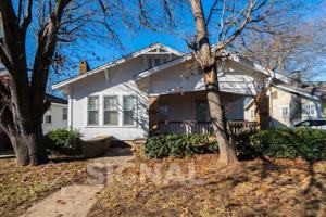 featured image of 1738 Damon St