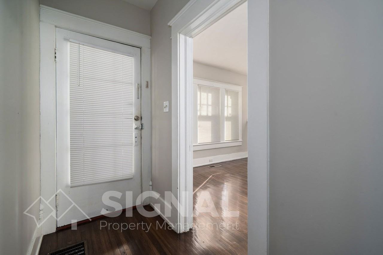 1738 Damon St - Photo 4 of 25