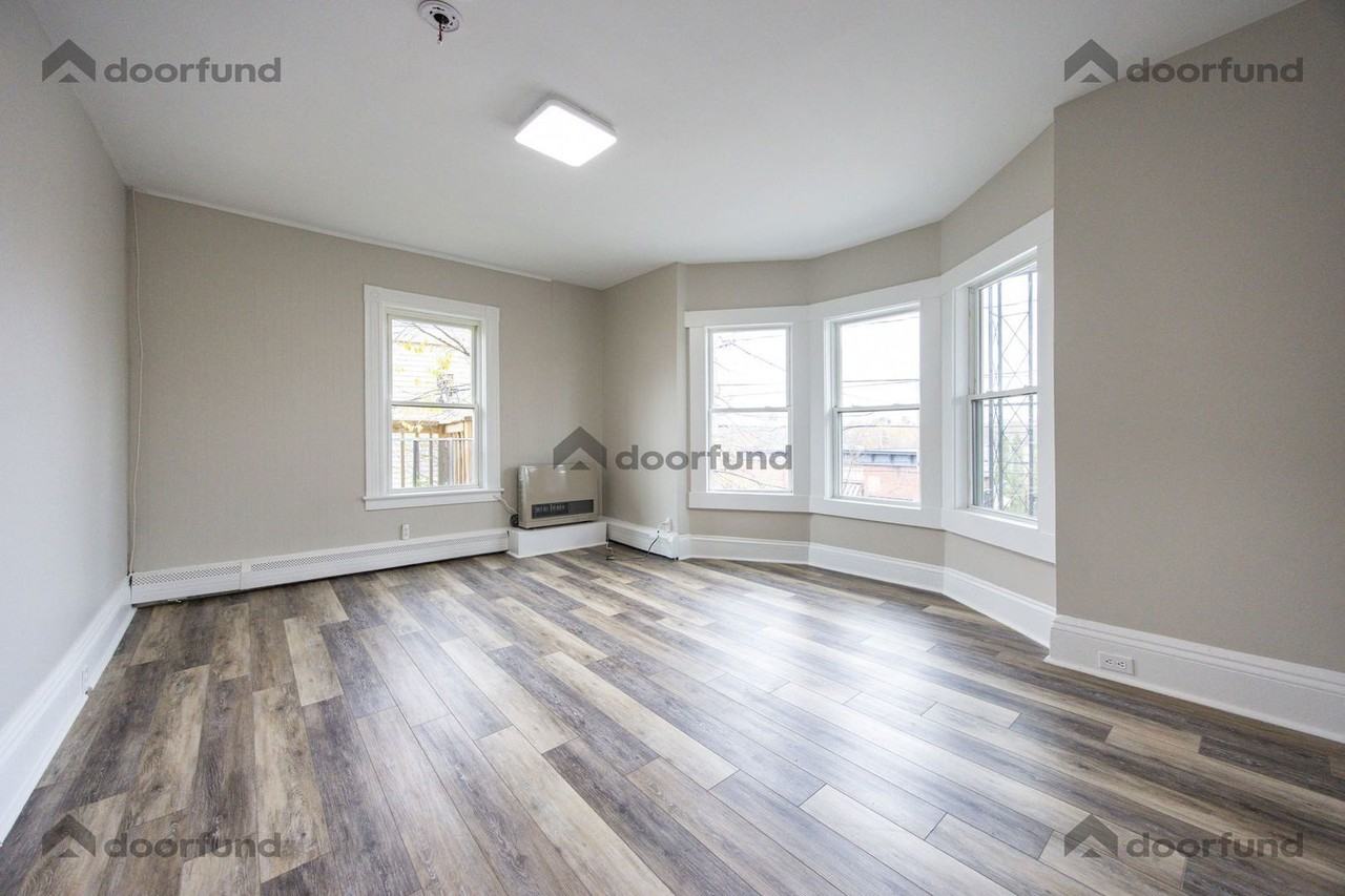 3 Lyman St #6 - Photo 6 of 27