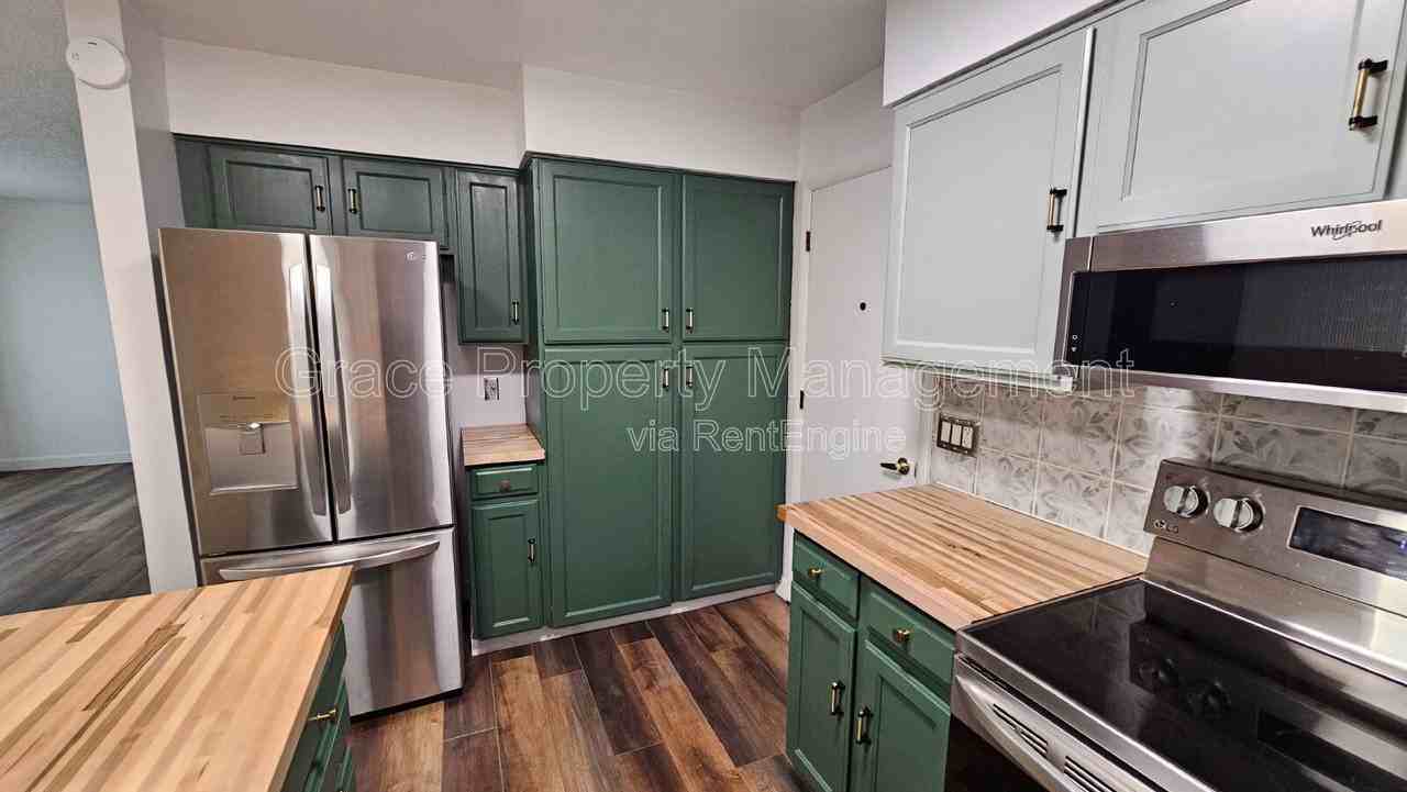 2044 W 101st Ave - Photo 6 of 28