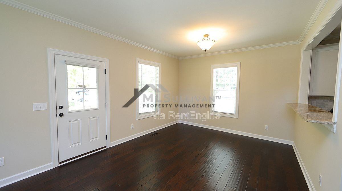 1724 Arrowhead Dr - Photo 6 of 19