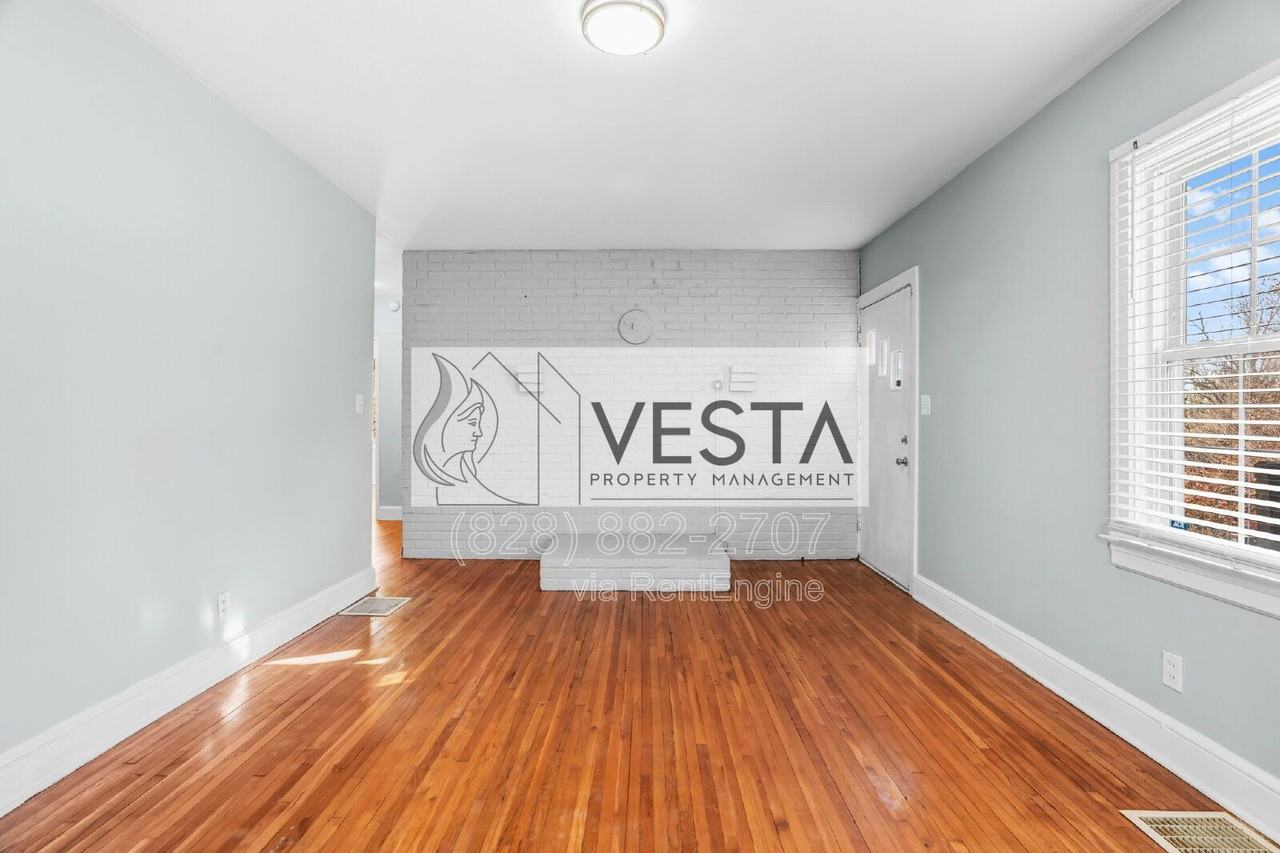 18 Canterbury Rd - Photo 3 of 41