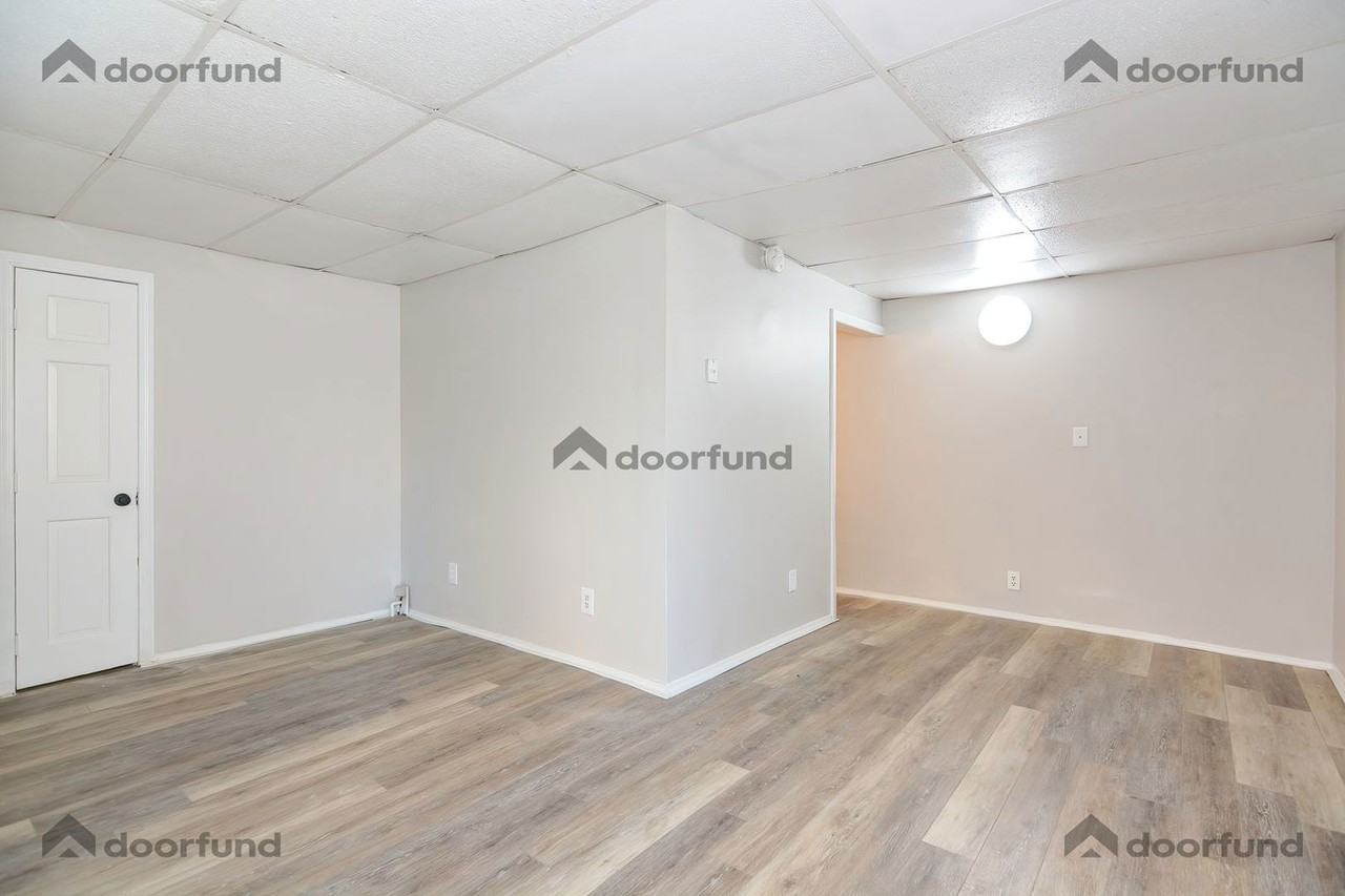 11 Main St #1 - Photo 2 of 17