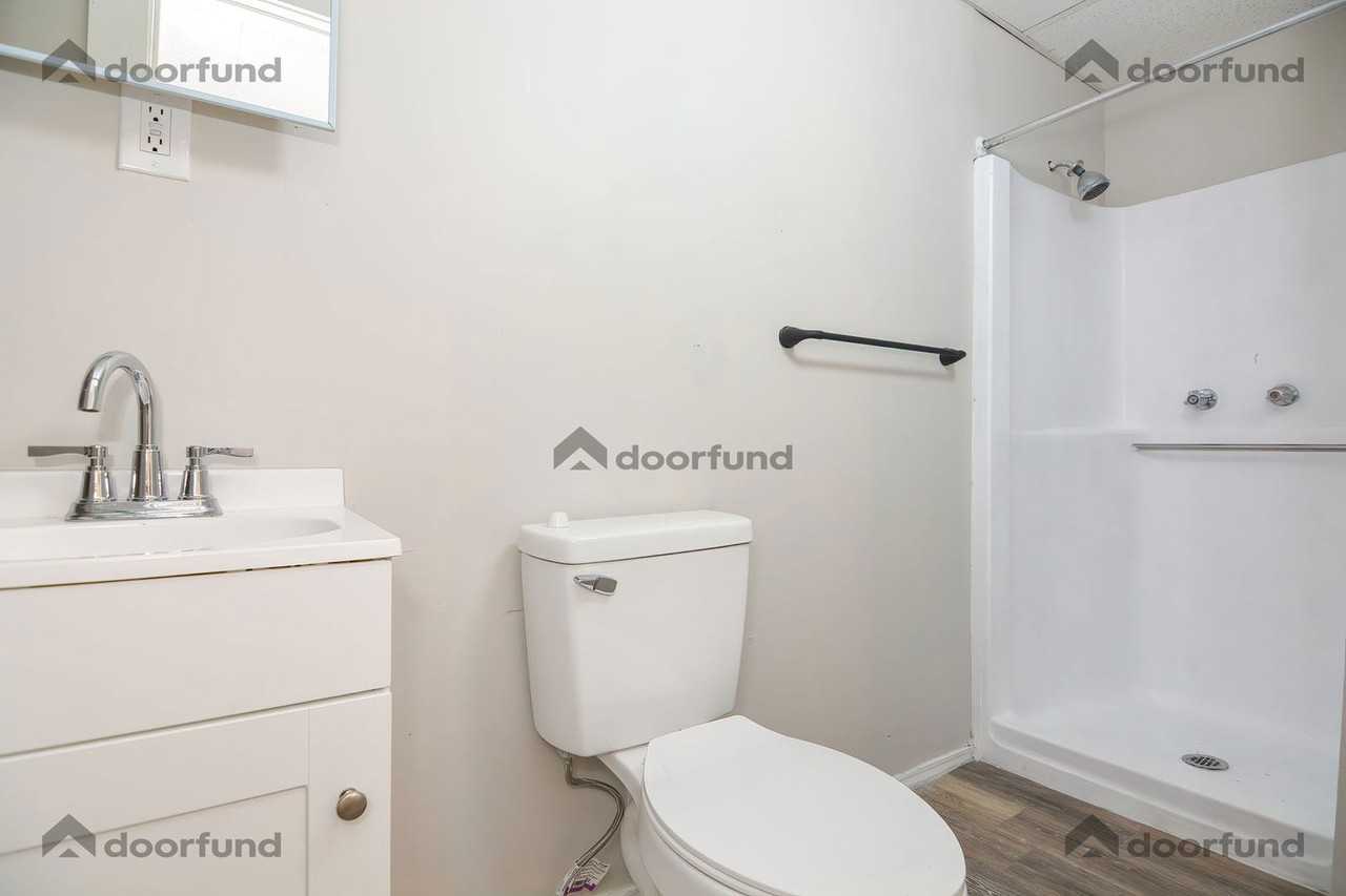 11 Main St #1 - Photo 6 of 17