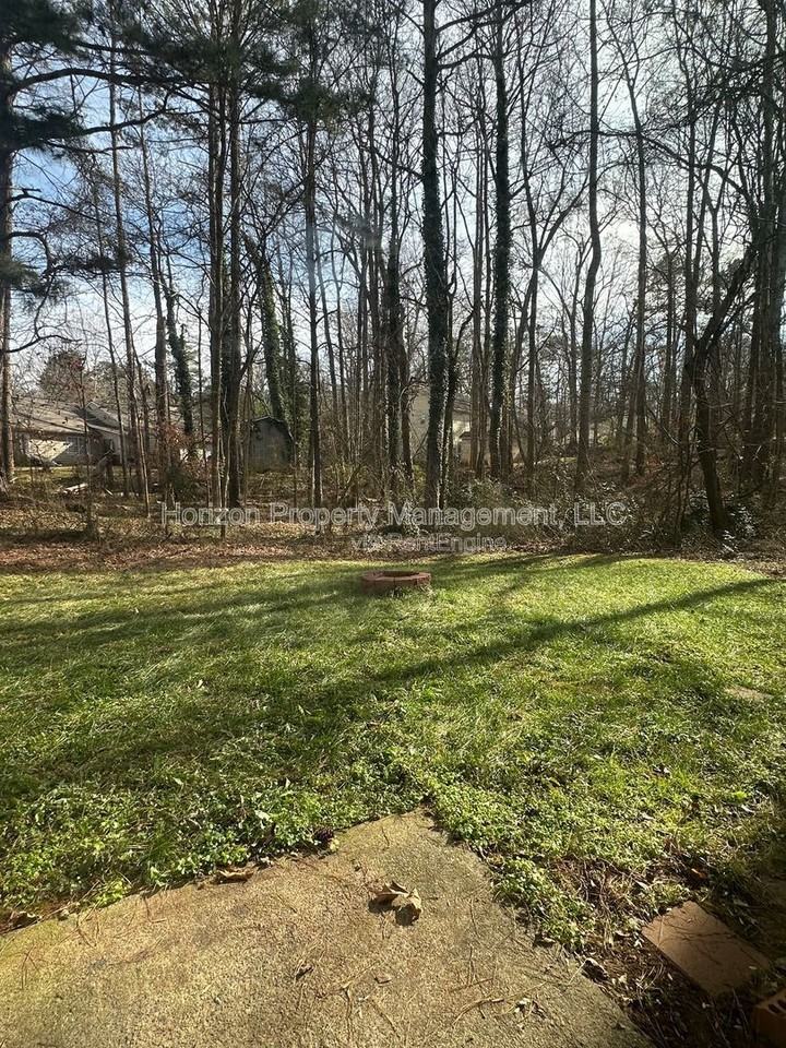 5142 Farm Place Dr Ne - Photo 4 of 14