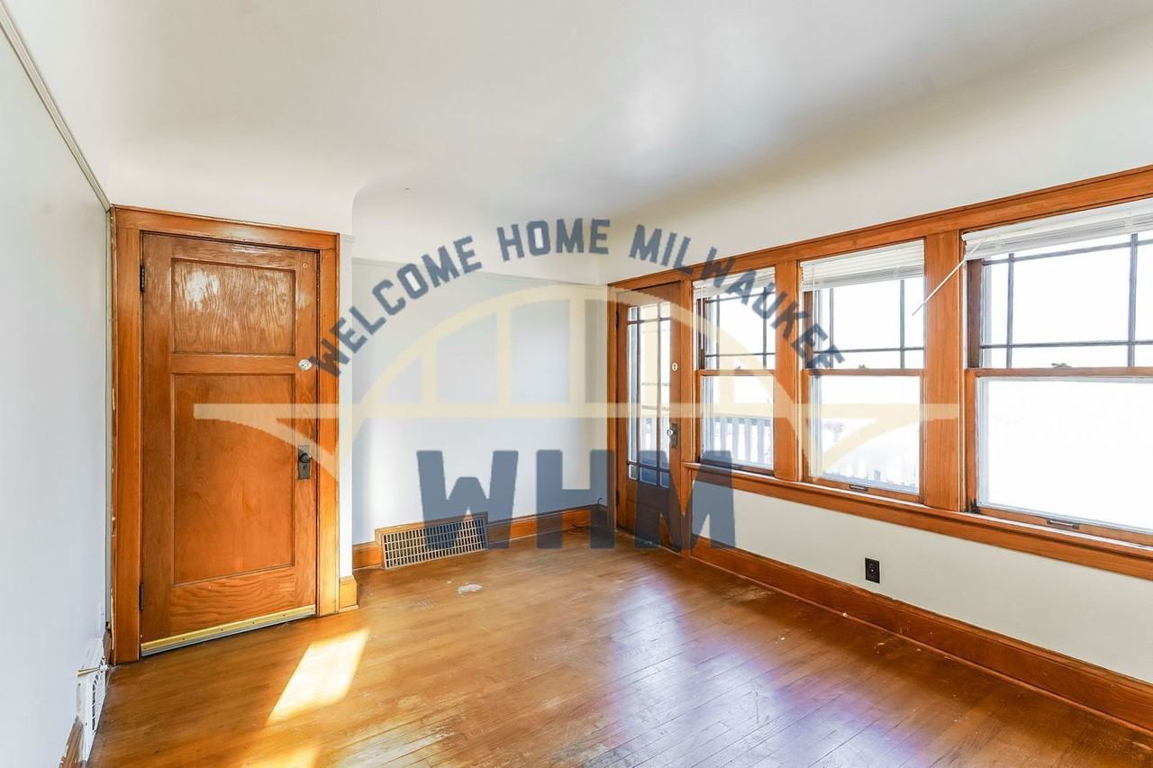 3019 N 61st St - Photo 6 of 17