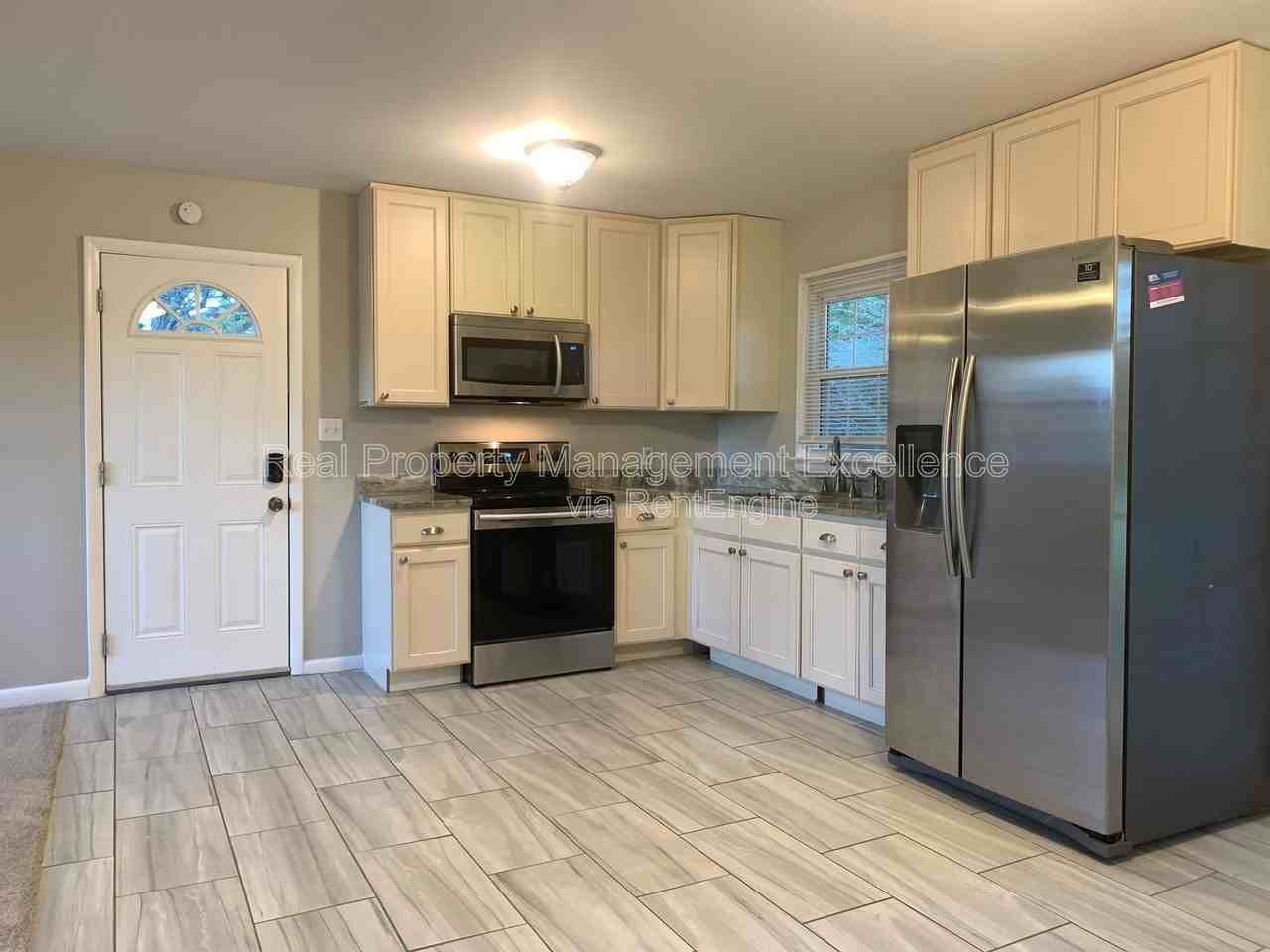 300 Lane Of Sir Lancelot - Photo 6 of 26