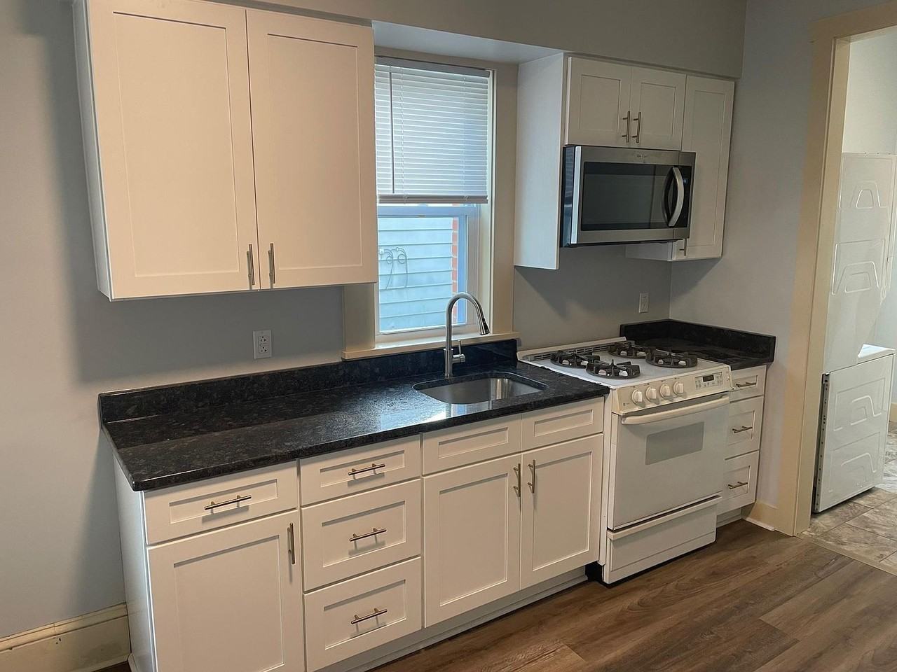 146 E Main St - Photo 5 of 13