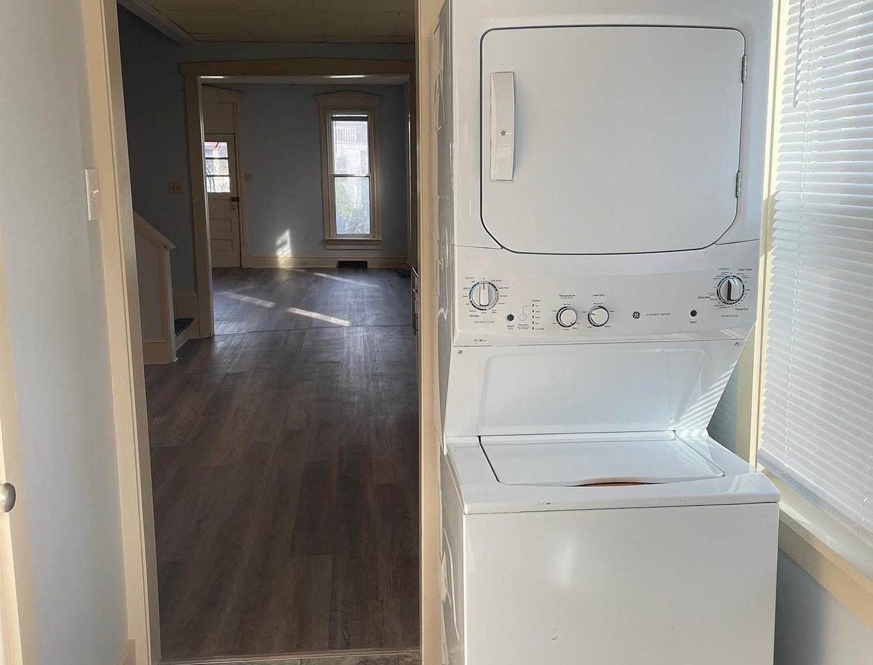 146 E Main St - Photo 7 of 13