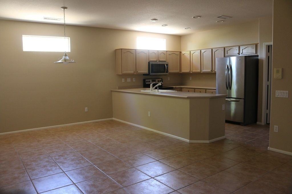 20530 N Saratoga Way - Photo 6 of 28