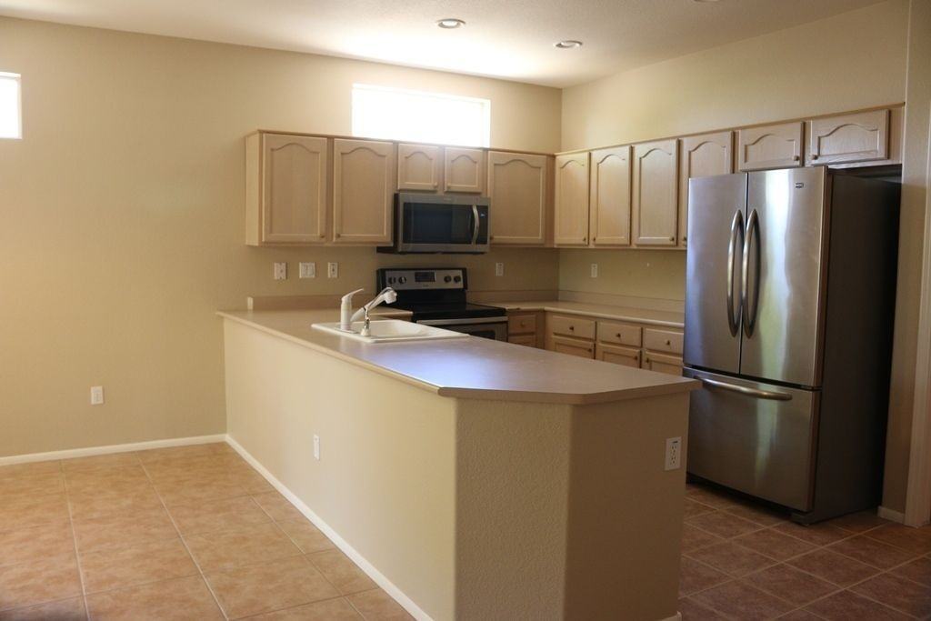 20530 N Saratoga Way - Photo 7 of 28