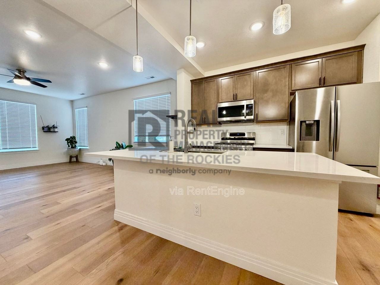 1203 Bon Homme Richard Dr - Photo 6 of 23