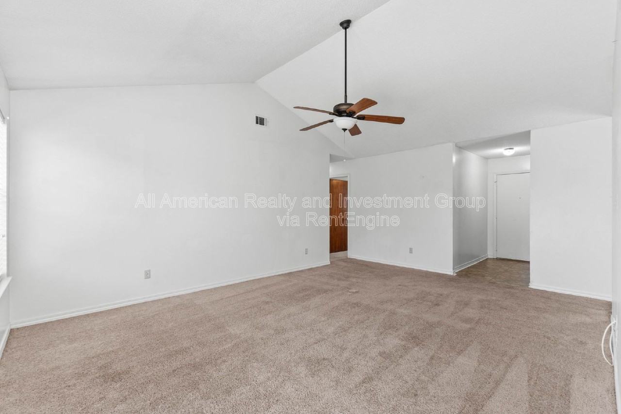 1925 Estival St - Photo 5 of 24