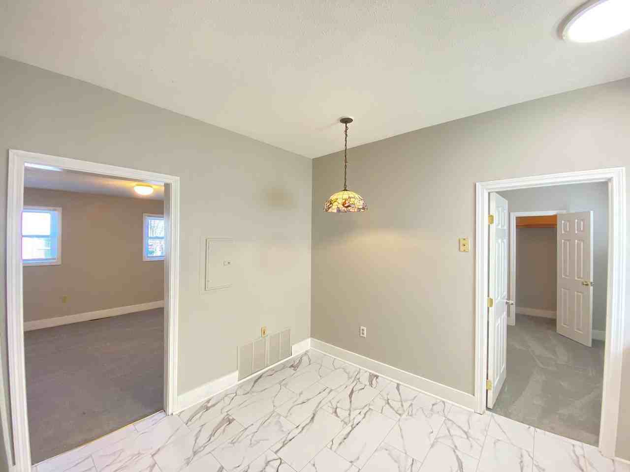 7 Commercial St #A - Photo 3 of 21