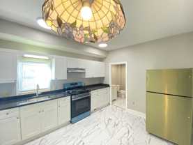 7 Commercial St #A - Photo 1 of 1