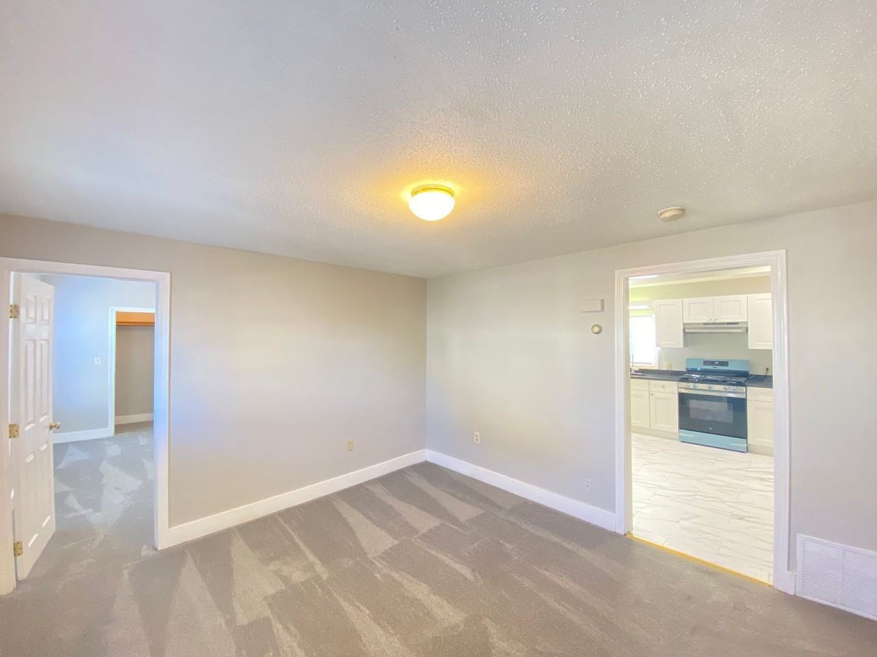 7 Commercial St #A - Photo 7 of 21