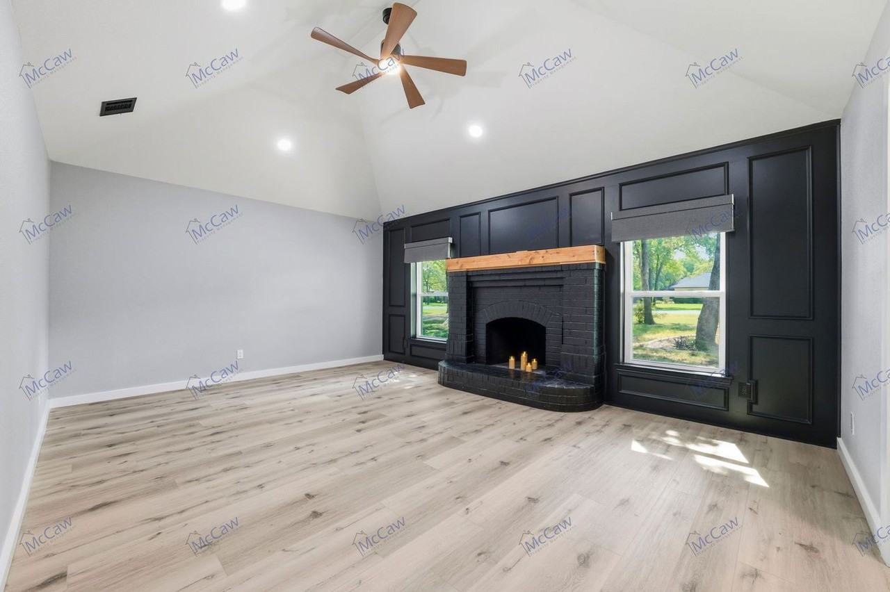 2001 Lazy Ln - Photo 2 of 35