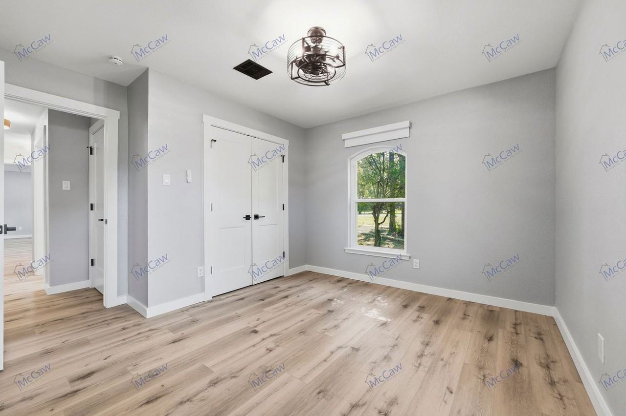 2001 Lazy Ln - Photo 6 of 35