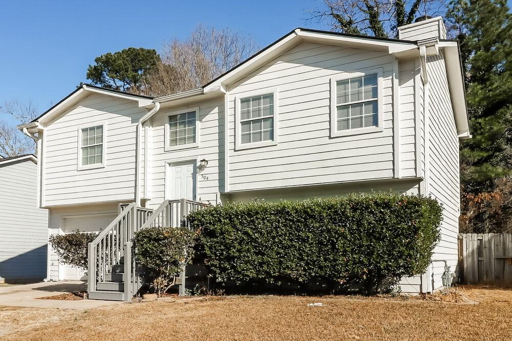 504 Cherokee Overlook Ct - Photo 4 of 17