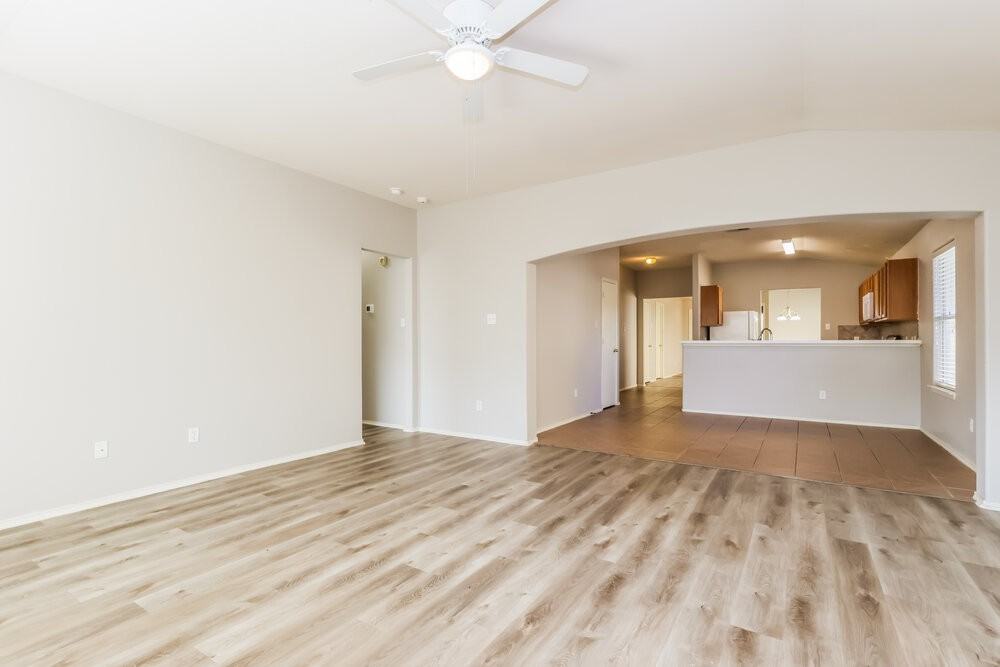 3510 Aztec Wood Dr - Photo 4 of 16