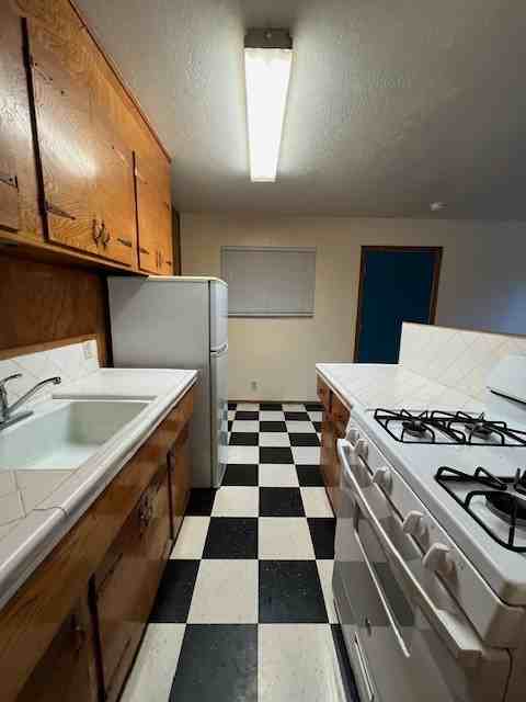 1391 E Lindo Ave #7 - Photo 2 of 17