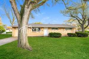 featured image of 6712 Hubbard Dr