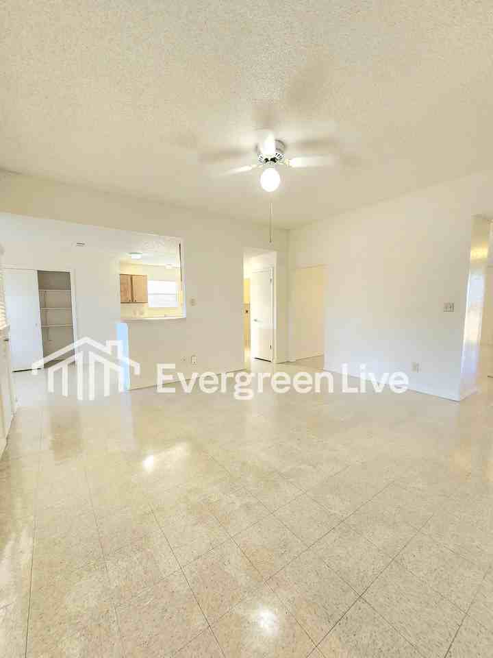 1320 San Felipe Ct - Photo 7 of 18