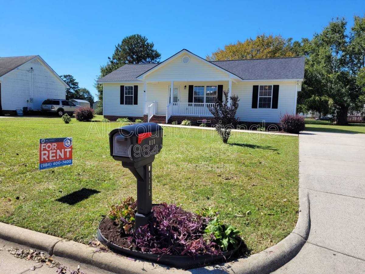 111 Sunset Dr - Photo 3 of 10
