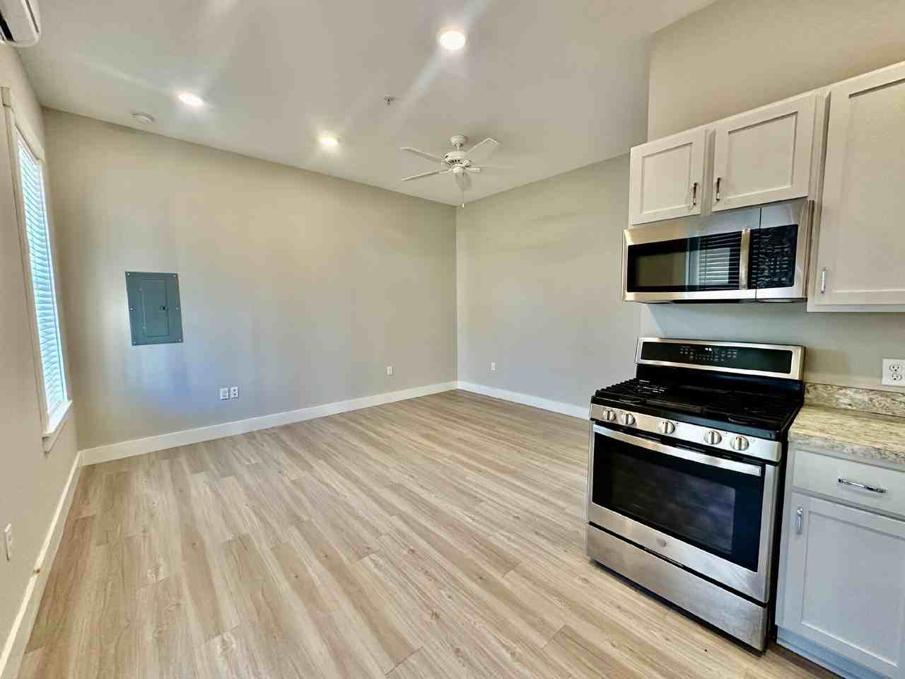 4 Marianna Way #202 - Photo 5 of 12